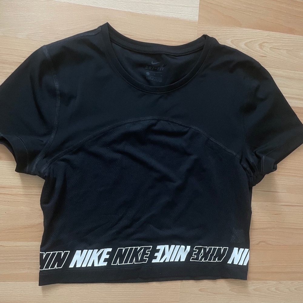 Nike black crop t-shirt